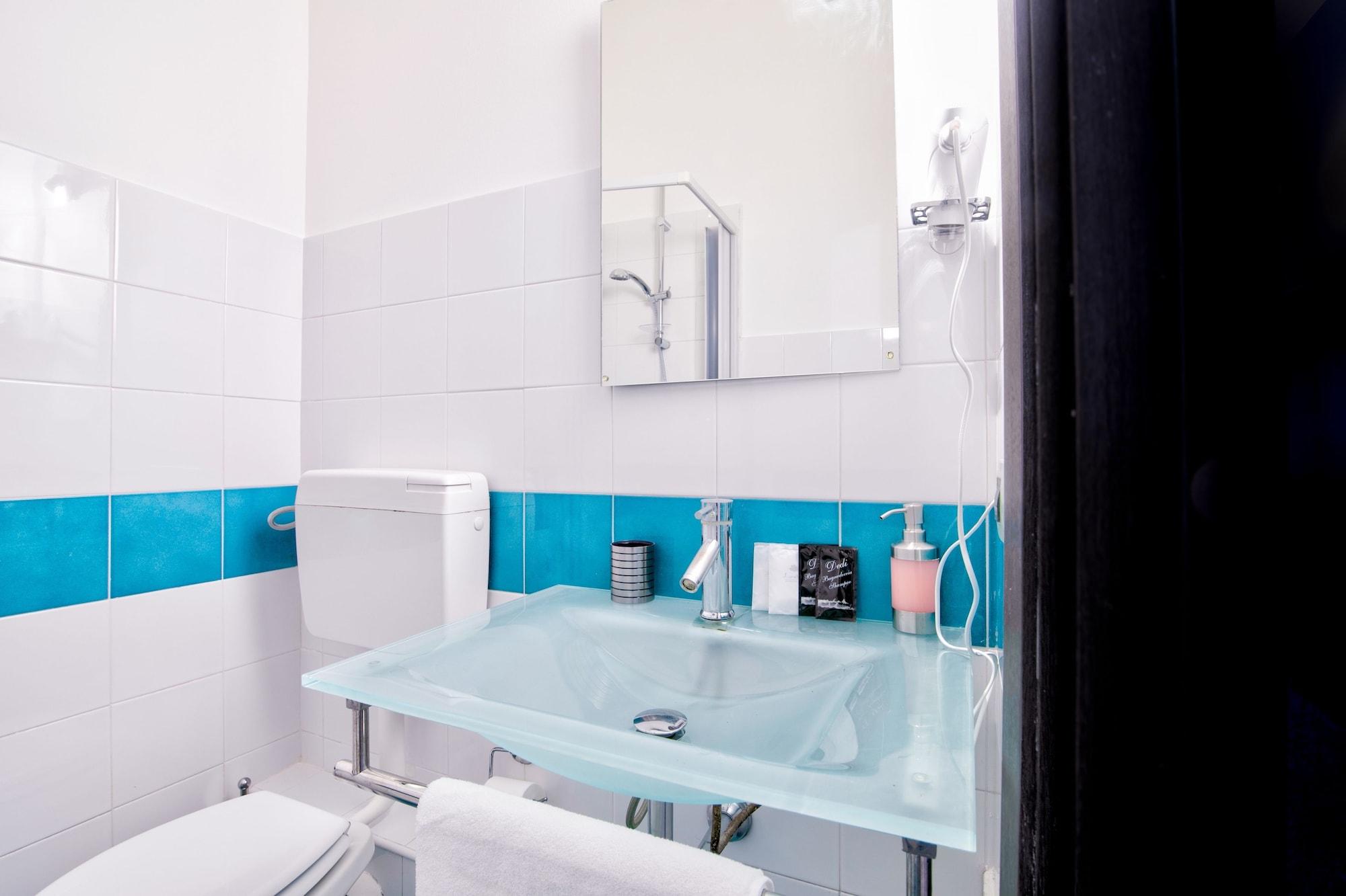 Maqueda Central Suites Palermo Exteriör bild