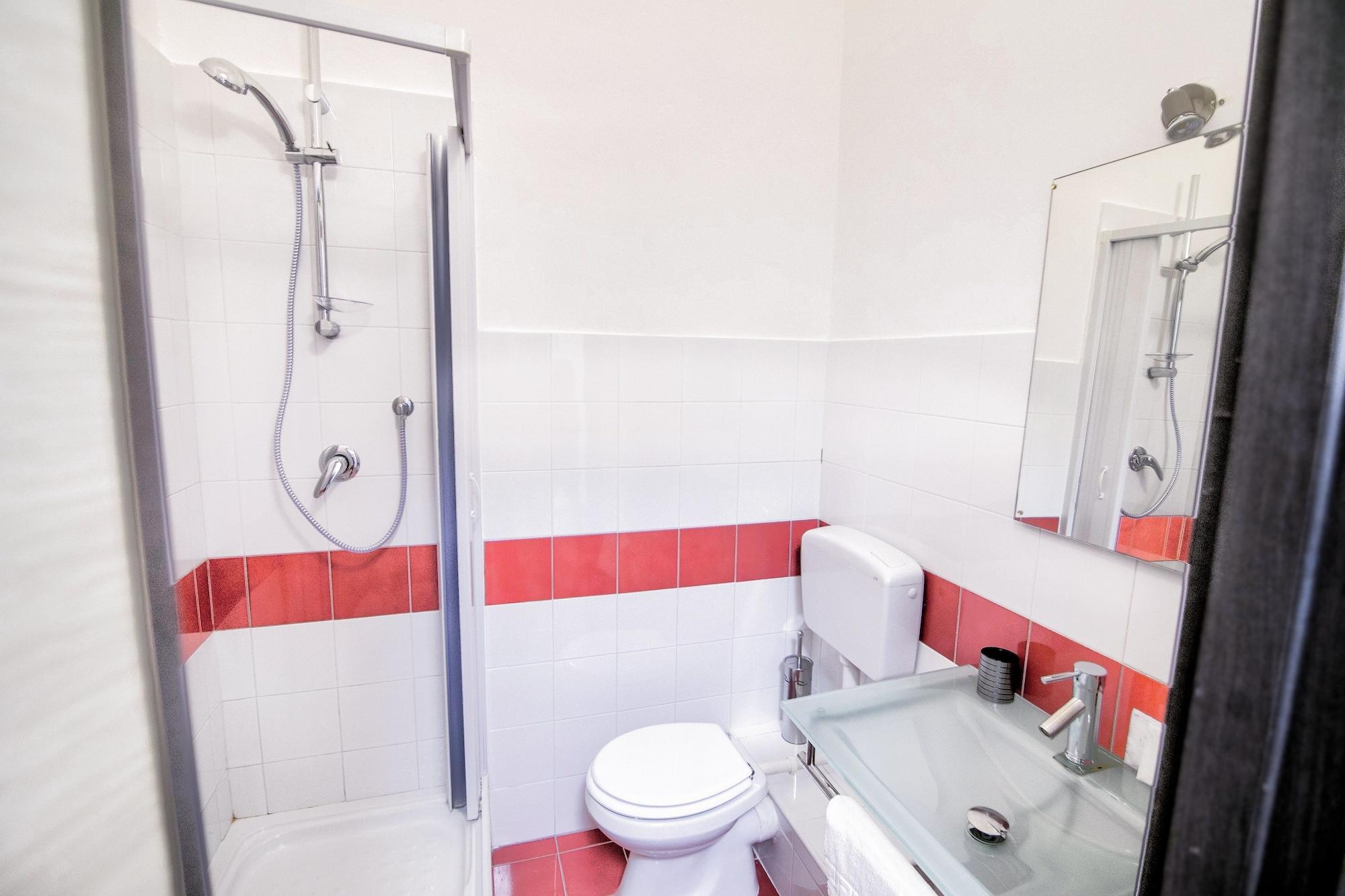 Maqueda Central Suites Palermo Exteriör bild
