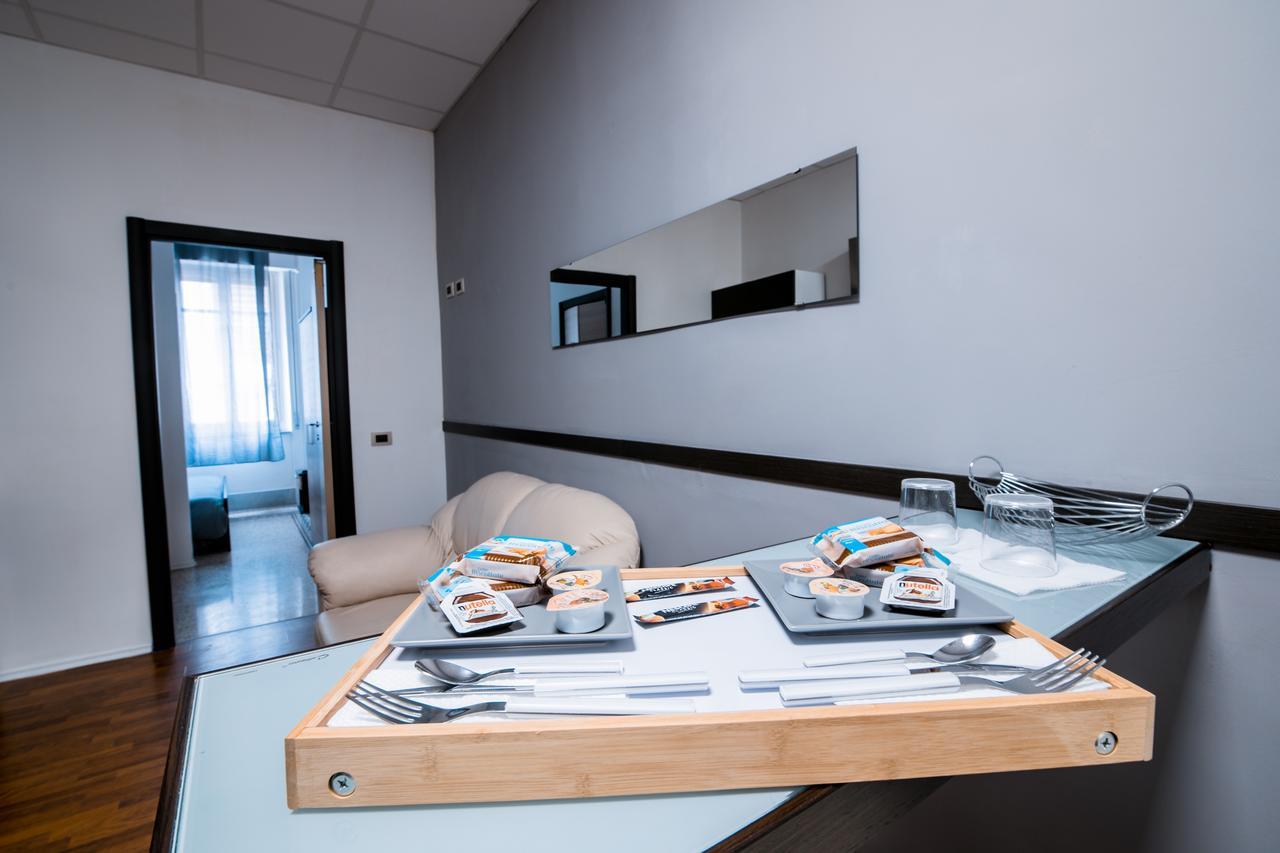 Maqueda Central Suites Palermo Exteriör bild