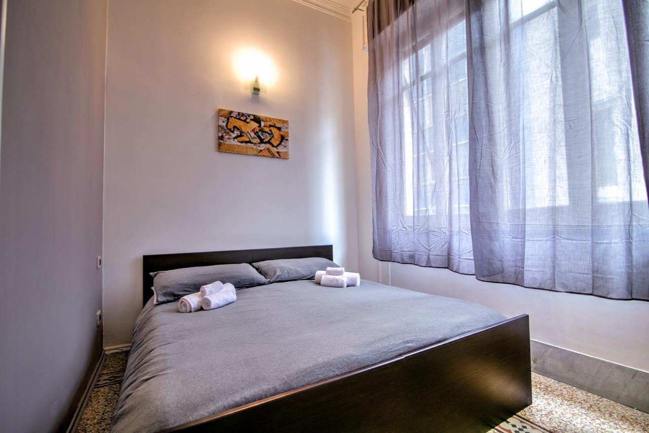 Maqueda Central Suites Palermo Exteriör bild